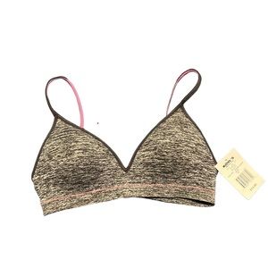 BNWT. GIRLS LIGHTLY PADDED BRA